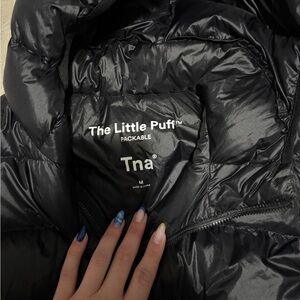 ARITZIA little puff packable vest